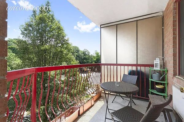 Rented by Corcoran | media 13
