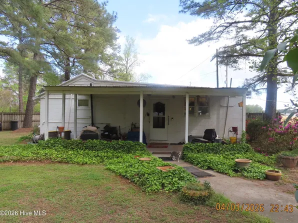 401 British Road, Kinston, NC 28501