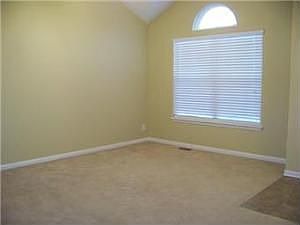 2nd image of 1411 Honeysuckle Dr