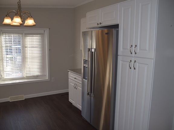 3rd image of 47 Washington St #47