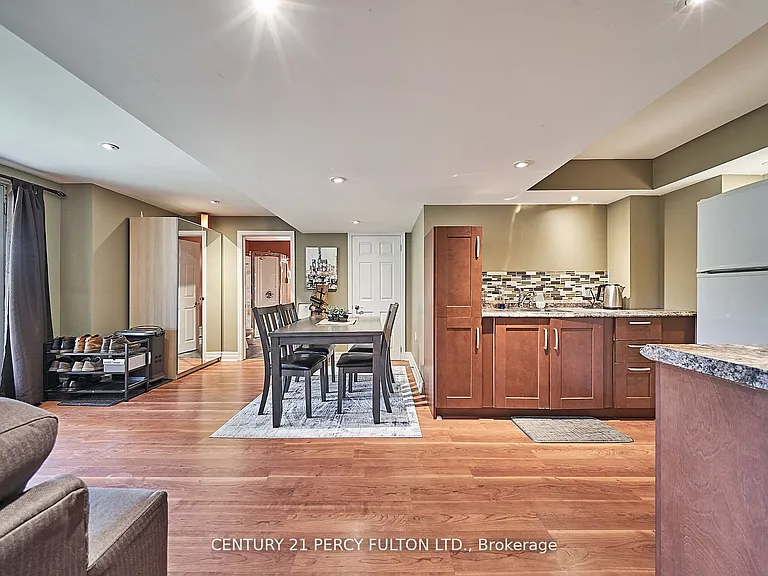 50 Purdue Ave — Photo 5