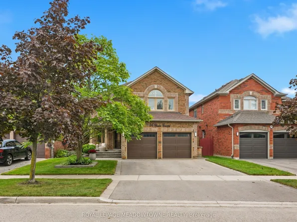 46 Chester Cres, Halton Hills, ON L7G 5W5