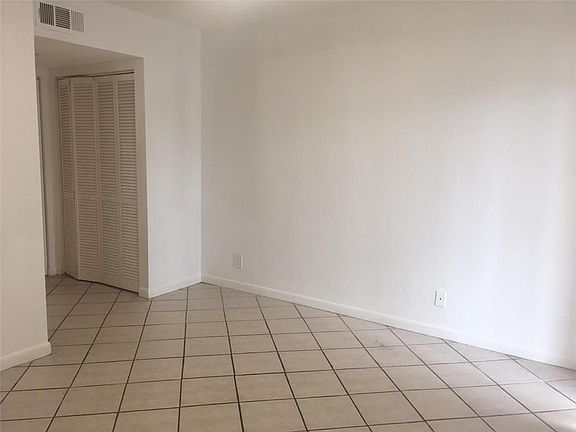 3rd image of 1562 SE Royal Green Cir #101