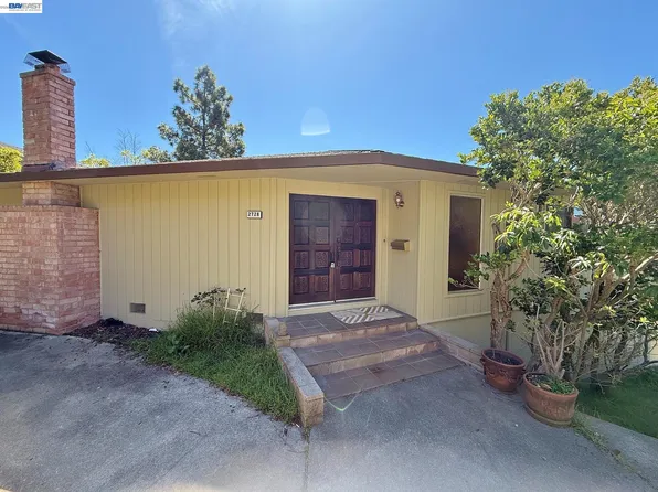 2728 Sheffield Pl, Castro Valley, CA 94546