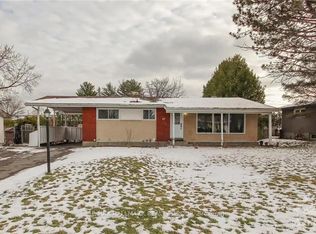 45 Hilliard Ave, Ottawa, ON K2E6B9