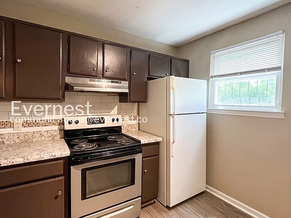 5th image of 2542 Highland Trace Dr