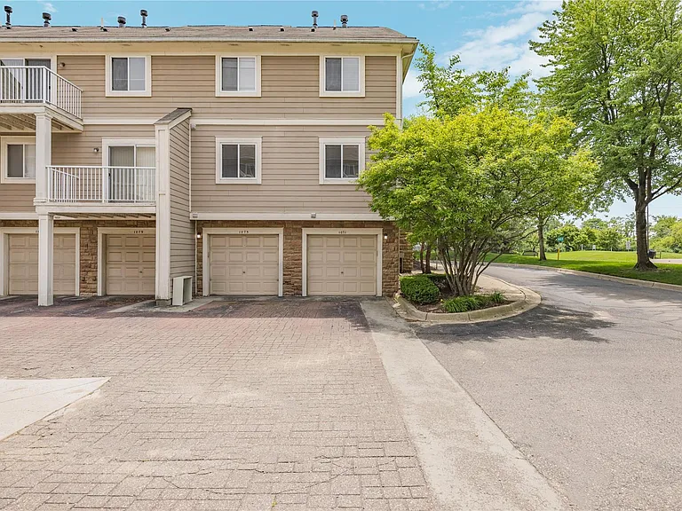 1071 Beaver Run — Photo 28