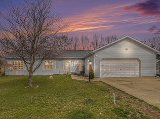 29887 Newcastle Dr, Elkhart, IN 46514