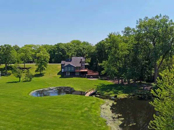 1803 Cassandra Ln, McHenry, IL 60051