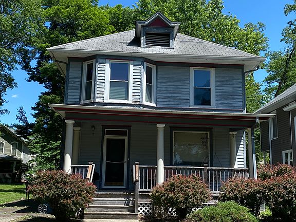 2nd image of 2 Saint Andrews Pl