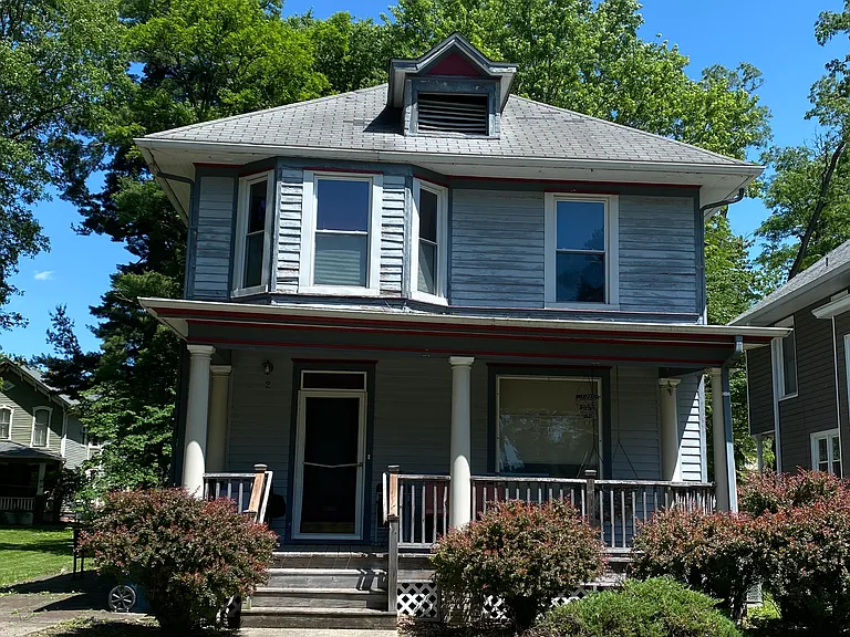 2 Saint Andrews Pl — Photo 1
