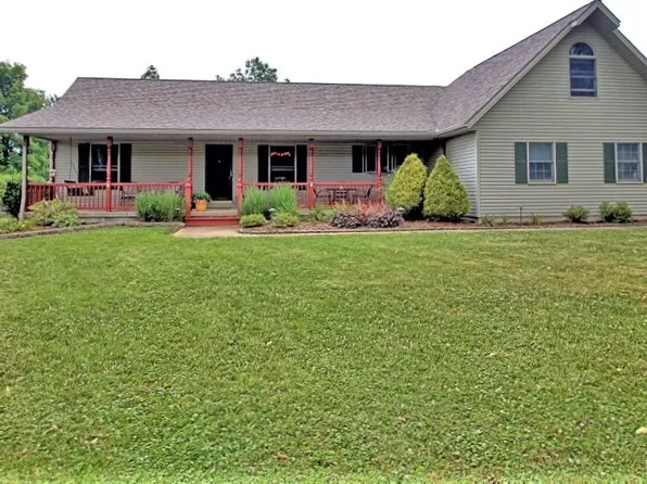 26191 West Rd, Wellington, OH 44090