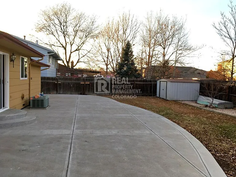 2607 W 101st Pl — Photo 21