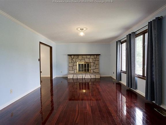 4th image of 101 Woodbridge Drive