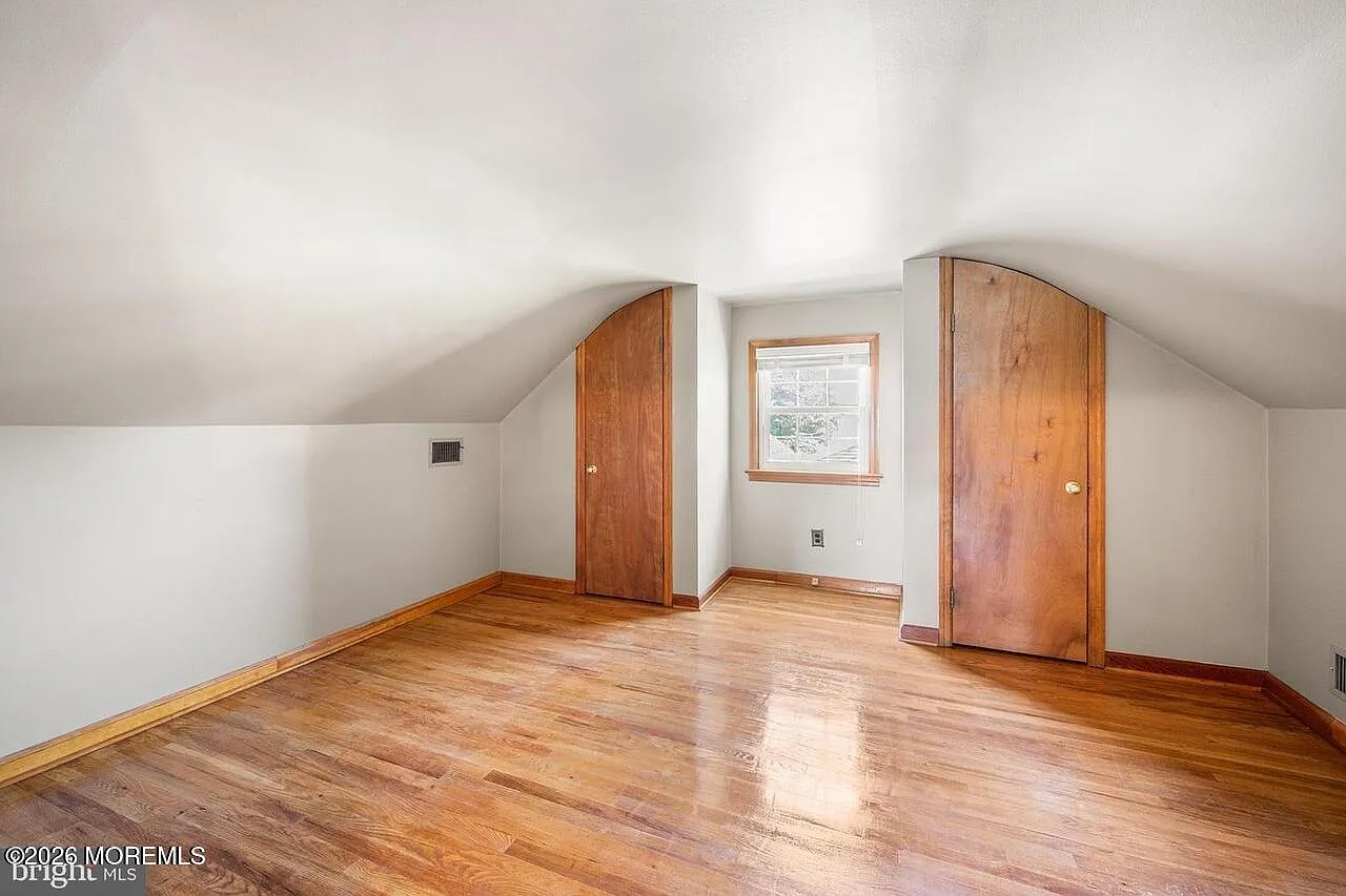 4 bed, 1254 sqft, $3,000 — Photo 3