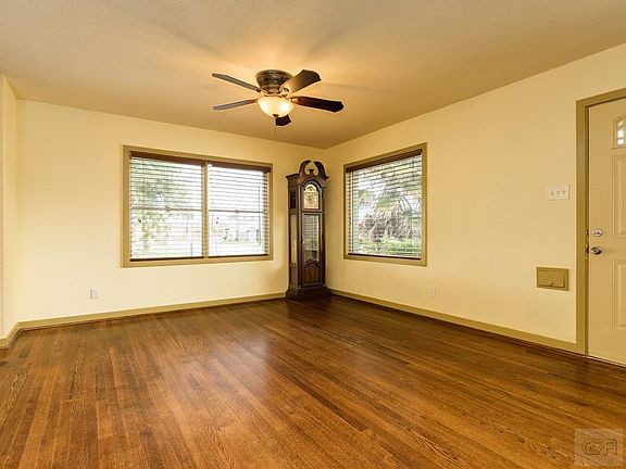 4th image of 2109 43rd St