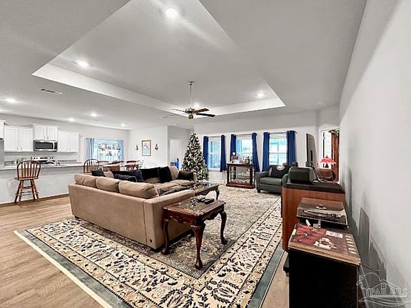 4th image of 8032 Twin Cedar Dr