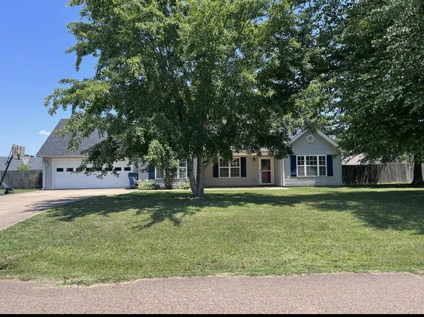15 Hunter Ln, Bells, TN 38006
