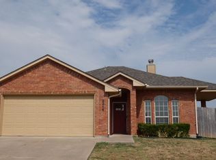 2316 SW 45th St, Lawton, OK 73505