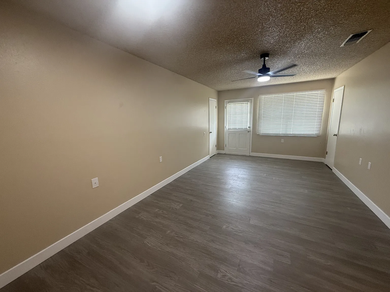 Wimberley Residences - J-6 — Photo 3