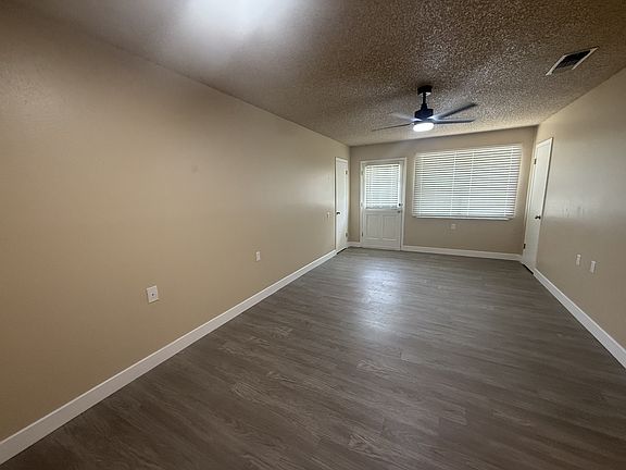 3rd image of 301 Rockwood Dr #2