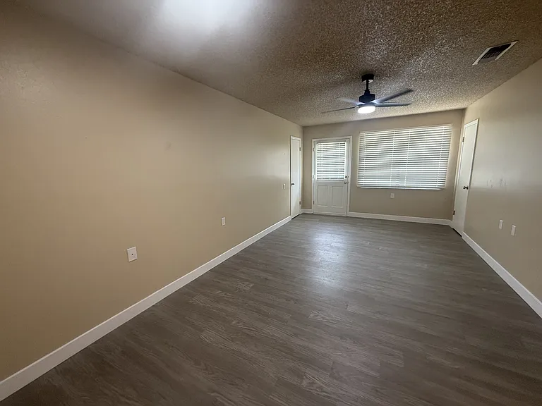 200 Twin Mountain Rd #2 — Photo 10