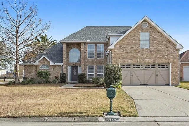 701 Church Pointe Dr