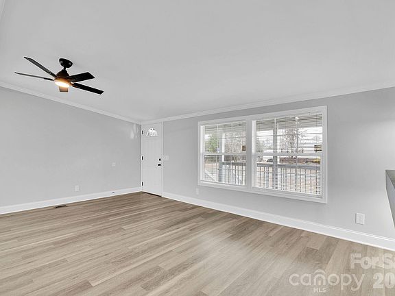 4th image of 1317 Rachel Ln