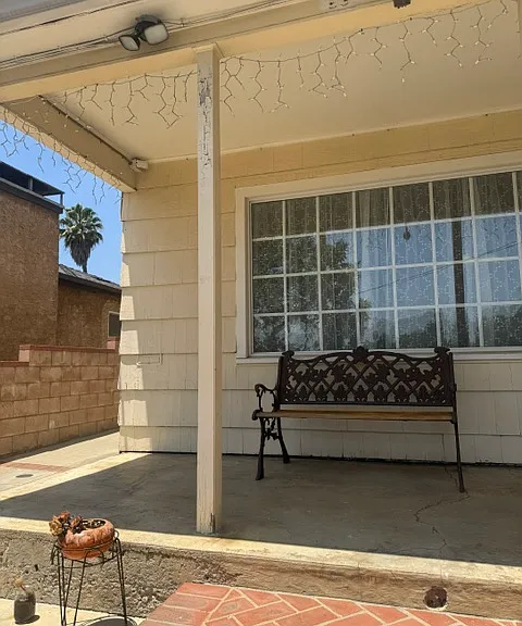 6247 Oak Crest Way — Photo 1