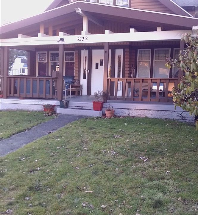 1st image of 3232 Hoyt Ave