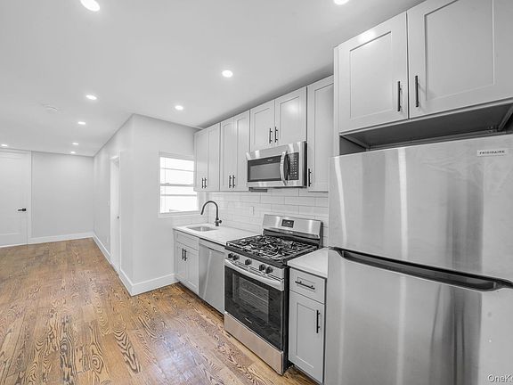 4th image of 6014 56th Avenue