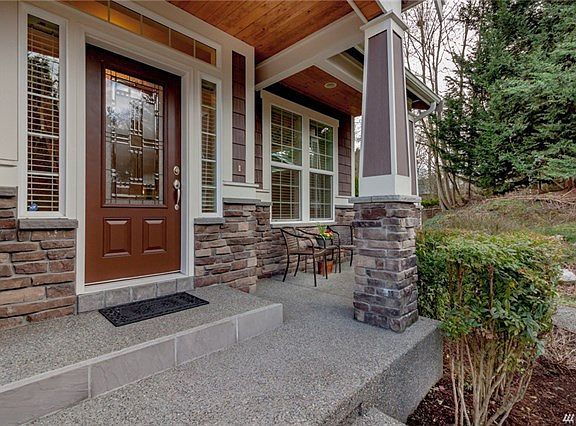 2nd image of 2119 10th Street Pl SW