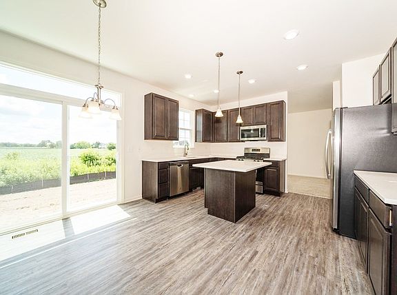 3rd image of 6630 Galway Dr