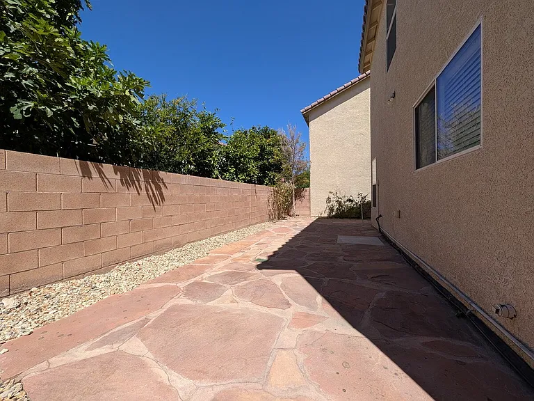 134 Cosmos Ct — Photo 19