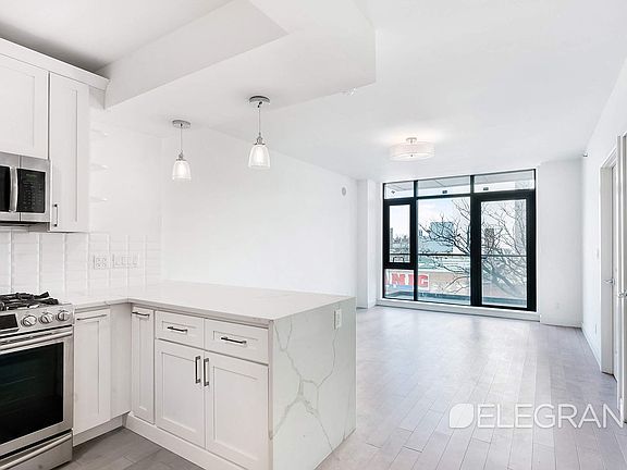 3rd image of 4104 27th St APT 5A