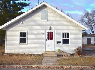 327 11th St S, Sauk Rapids, MN 56379