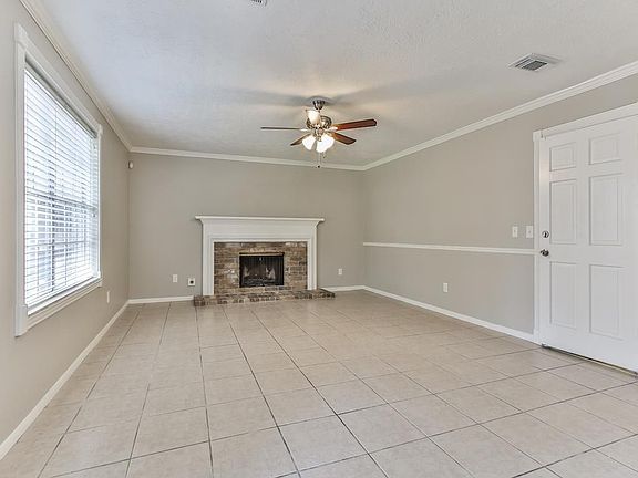5th image of 11407 Bent Way St