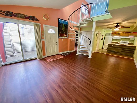 2nd image of 6809 N Frostwood Pkwy Unit 7