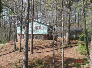 134 Lucile Ln, Lilburn, GA 30047