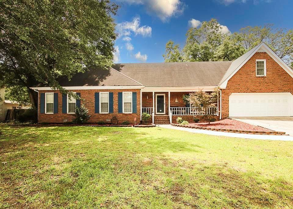 1st image of 2967 Brooks Dr