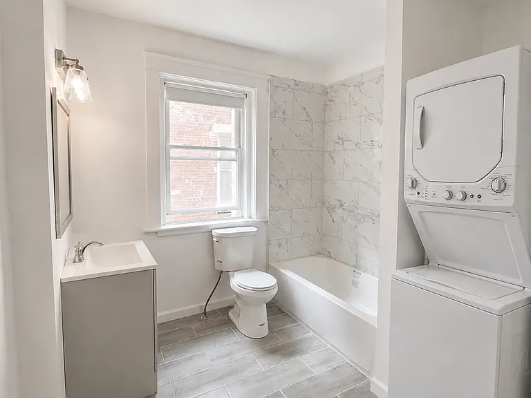 268 Washington St #3 — Photo 4