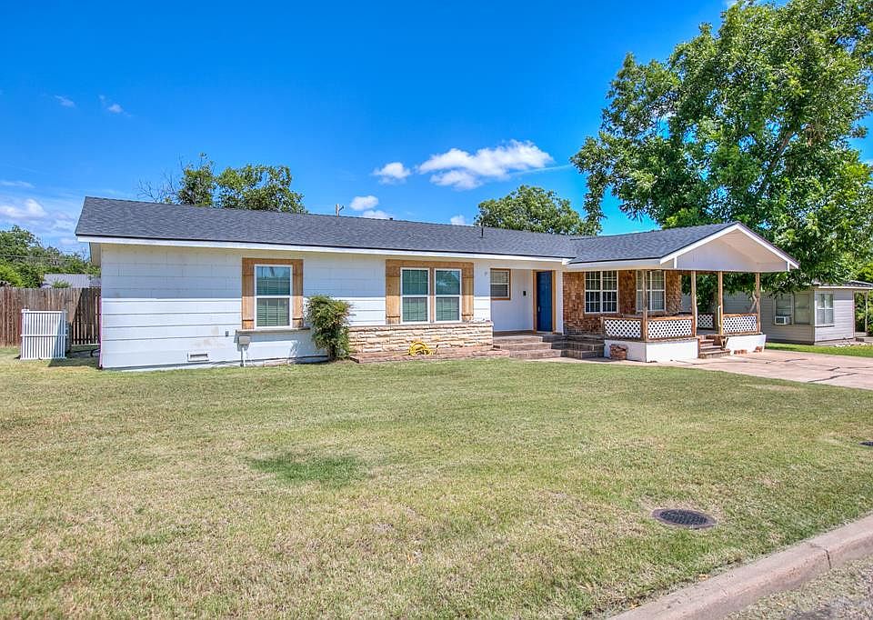 1st image of 202 Sharp Ave