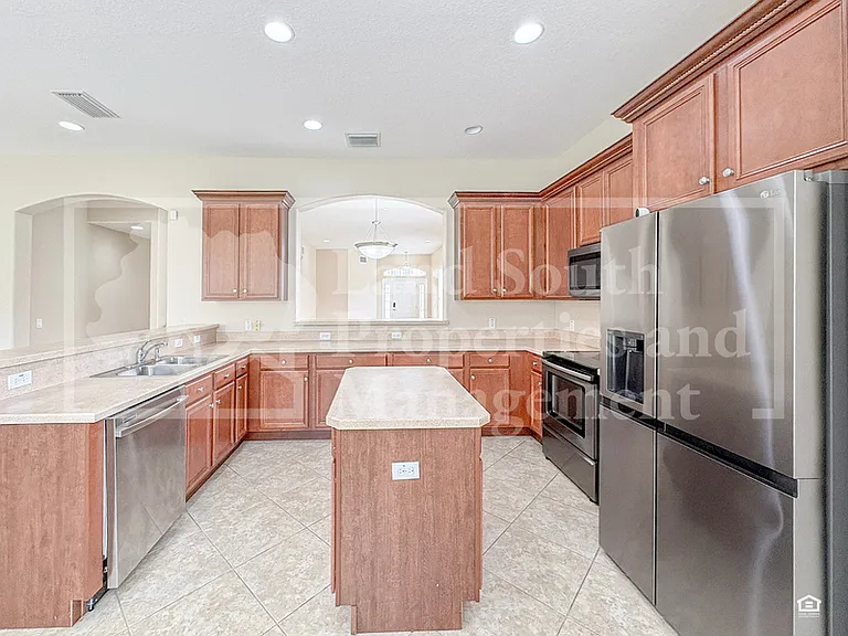 1762 Altavista Cir — Photo 14