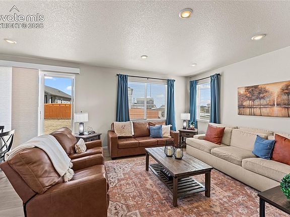 5th image of 13482 Valley Peak Dr
