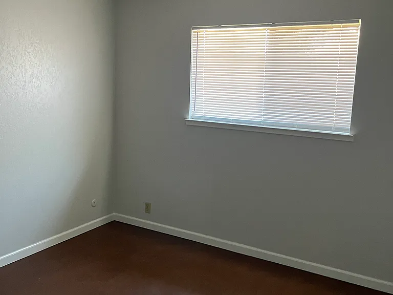 2727 S Jacob St — Photo 15