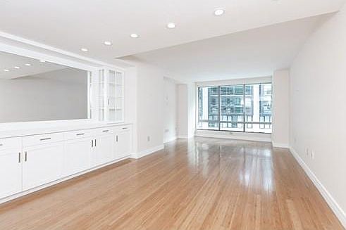 2nd image of 5 Avery St #308