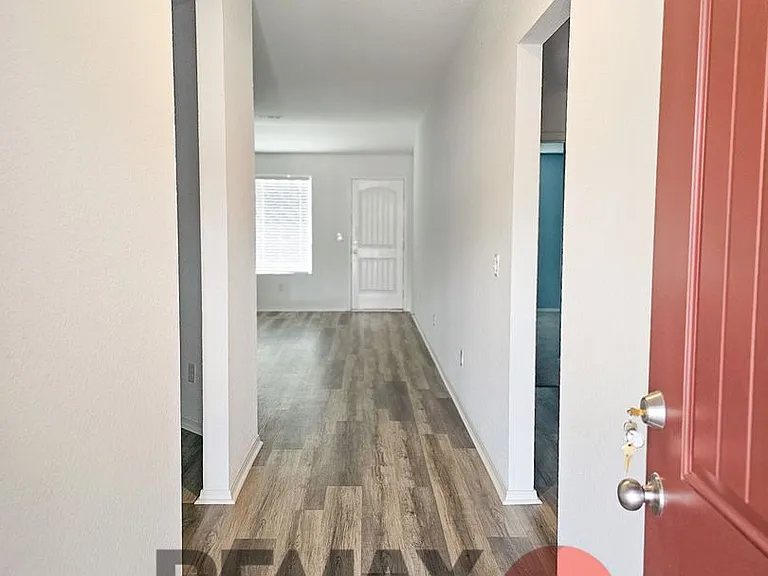65 Swayze Rhys Ln — Photo 3