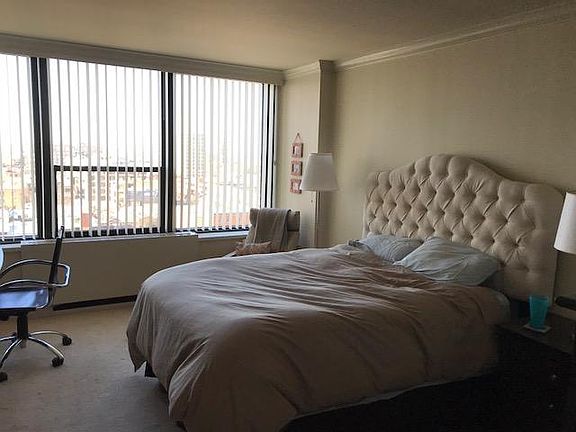 4th image of 1560 N Sandburg Ter APT 1211