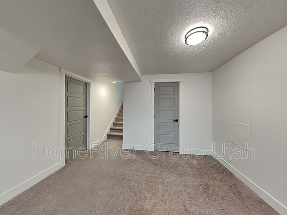 3rd image of 7205 S Macintosh Ln