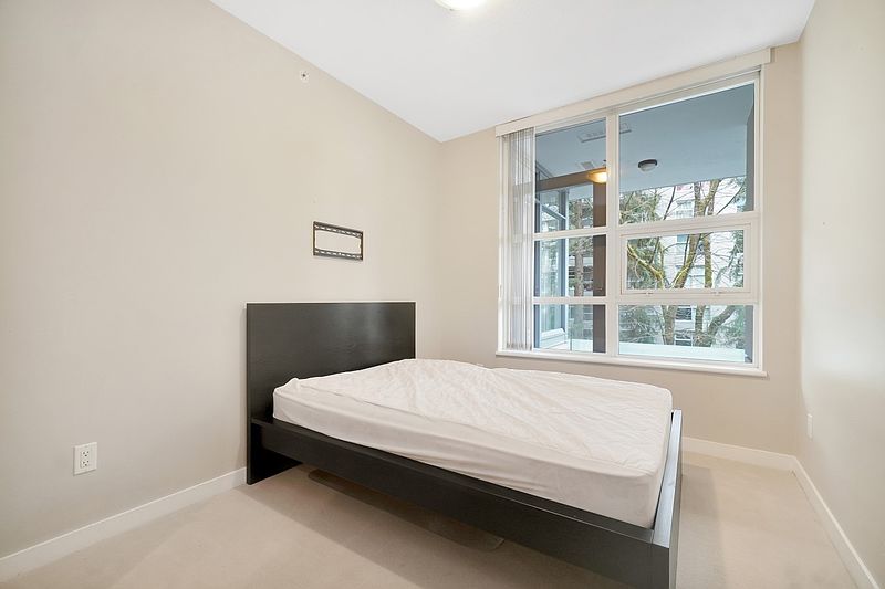 Burnaby Apartment for rent - 2 Bedrooms — photo 11